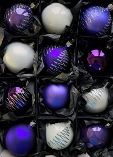 Mundgeblasene Christbaumkugeln, Lila / Weiss Mix 12er Set Christbaumkugeln EXCLUSIV Kartonpreis ab: